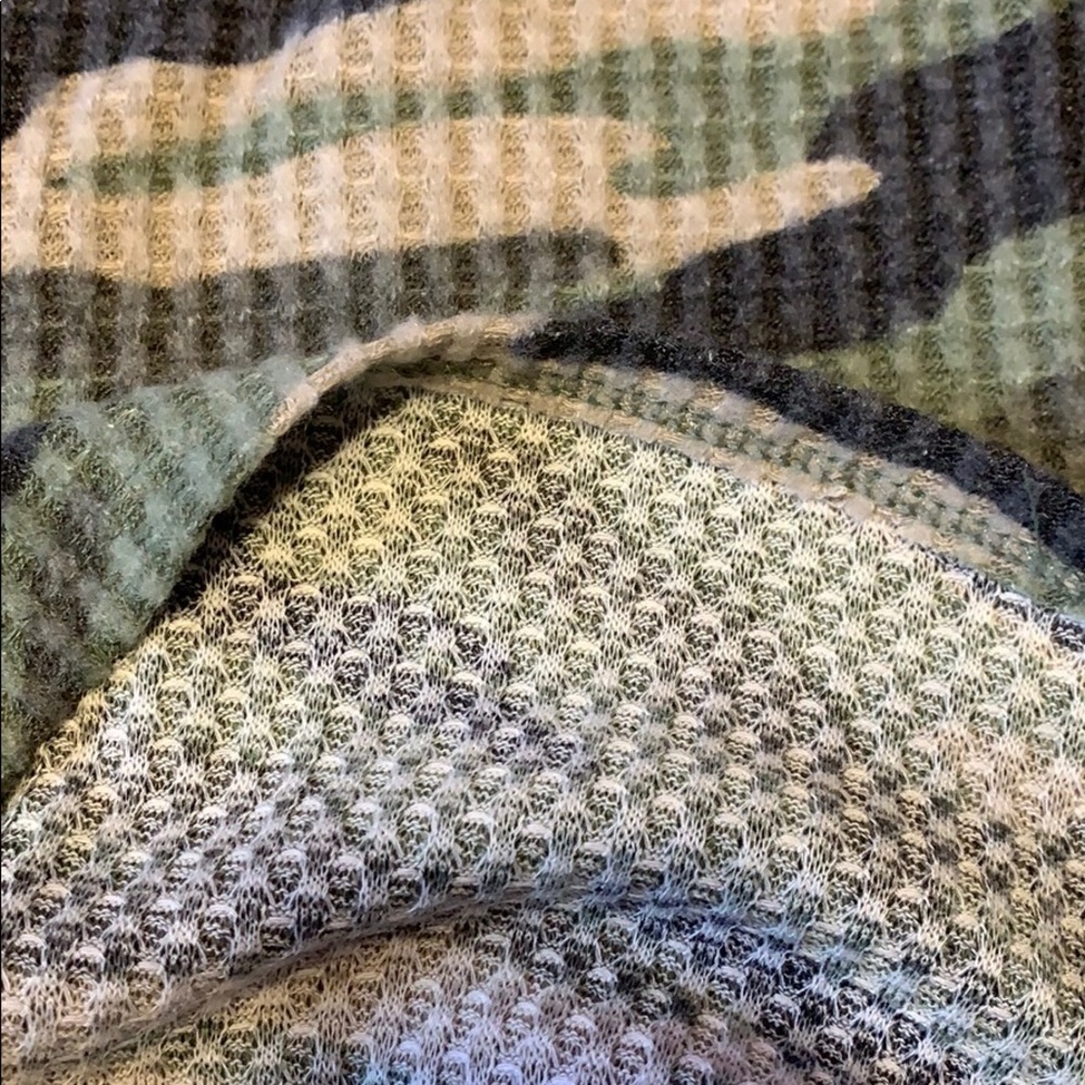 Cherish Green Camouflage Criss Cross Brushed Waffle Top - Picture 6 of 8